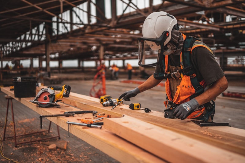Construção Civil Industrial, Bases para Máquinas e Pisos Epóxi